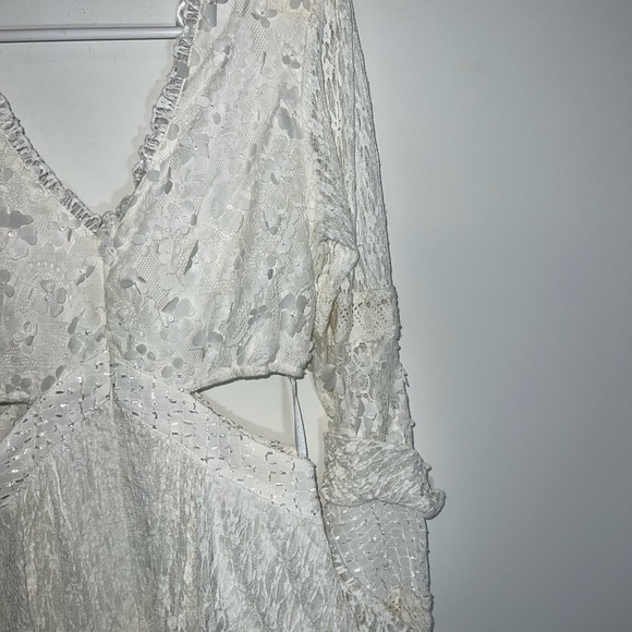 Avec Les Filles Women's Tiered Cutout Lace Minidress size 6 - Picture 12 of 16